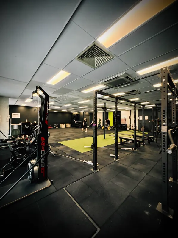 The main gym floor: rig, turf and members training